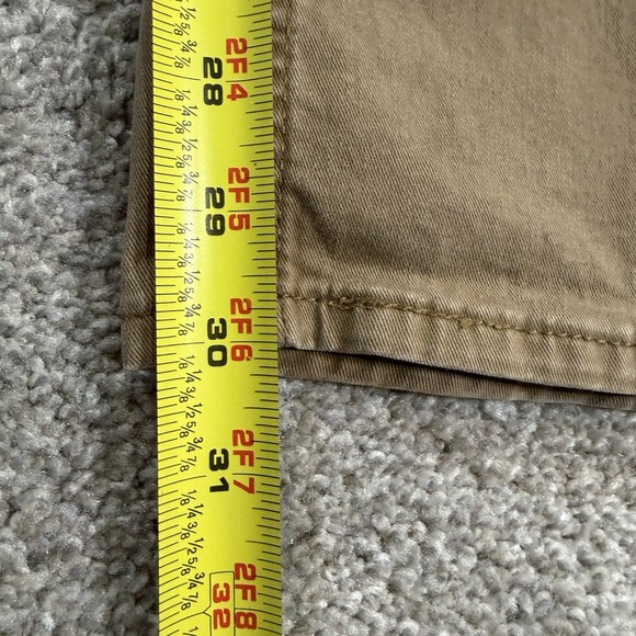 Signature Levis Strauss Chino Pants Mens 36x32 Beige Cotton Stretch Athletic Fit - Picture 6 of 9